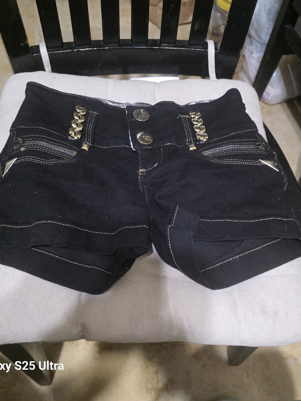 High-Waist Black Women's Shorts with Gold Chain Trim Us3d Size 36